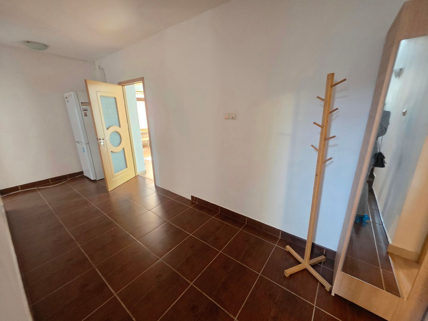 Casa individuala | 5 camere | teren 300 mp | Pipera - Poză 3