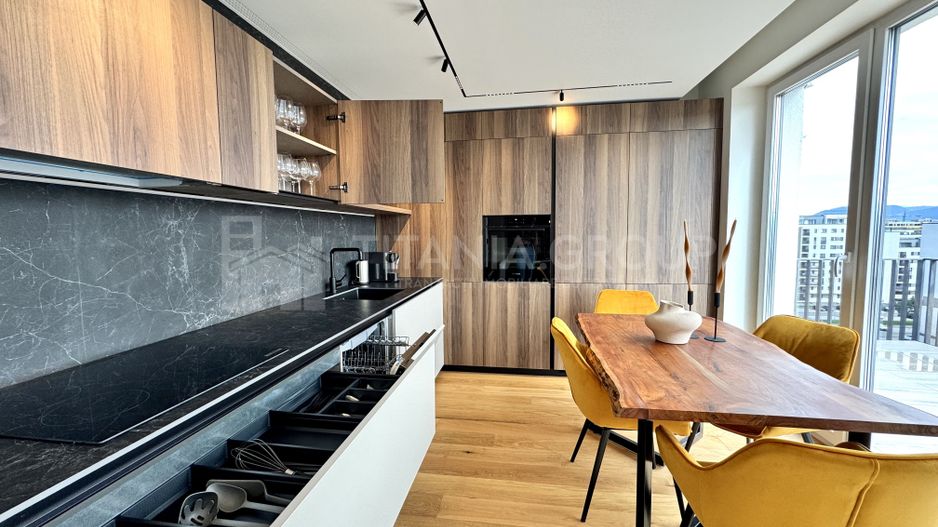 Penthouse de lux, prima închiriere, priveliște spre Tampa - Kasper Coresi - Poză 13