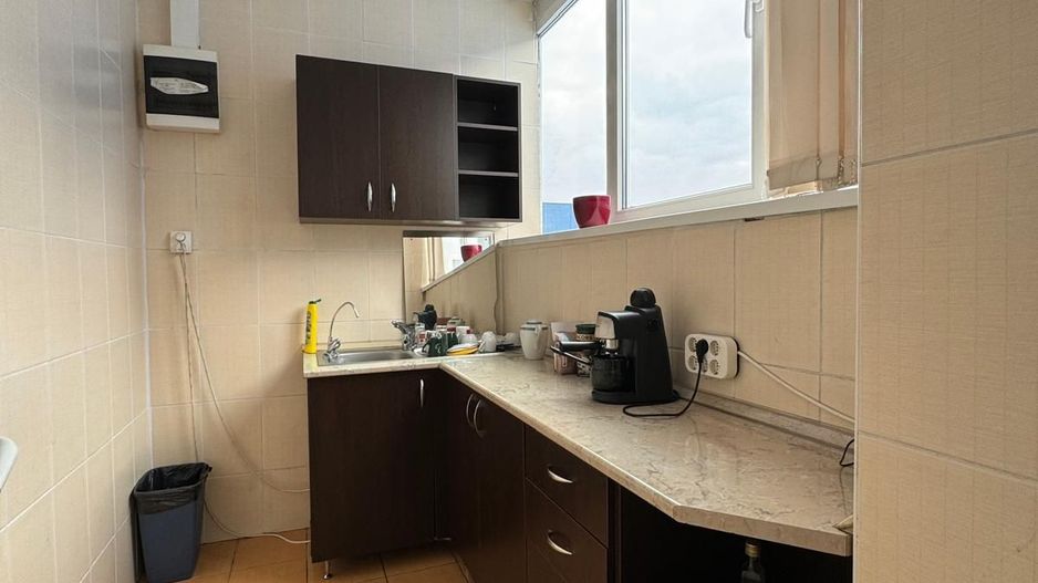 Spatiu de birouri de inchiriat | 20 parcari | Zona strazii Fabricii - Poză 7