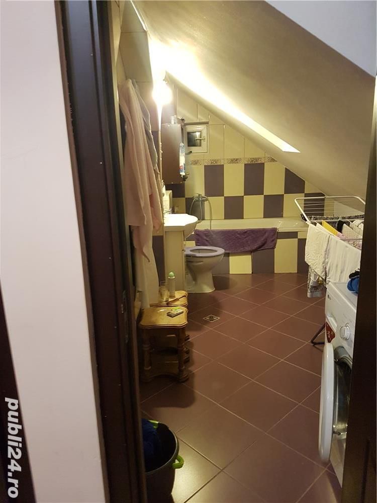 Apartament 3 cam zona Aradului mansarda. - Poză 13