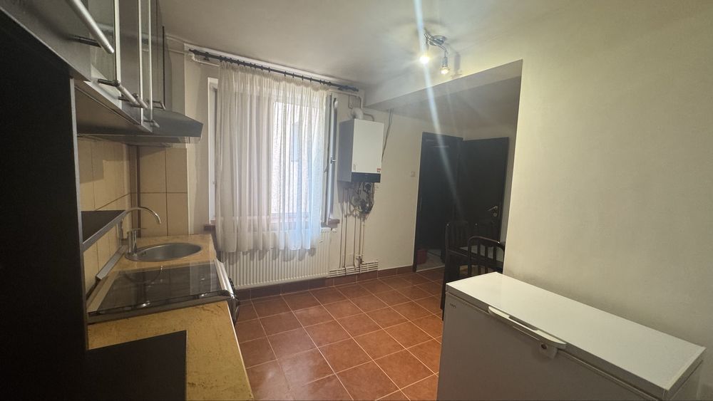Ap 3 camere Piata Garii -Rovine et 2/4 - Poză 3