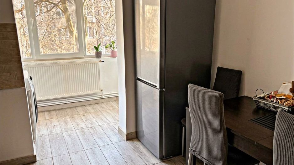 Apartament 3 camere, zona Crangasi / loc de parcare + centrala proprie - Poză 5