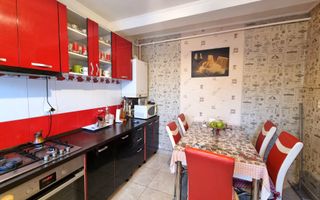 Brătianu Constanta(COD 07) Vila -  P+1+M cu 7 camere - Poză 5