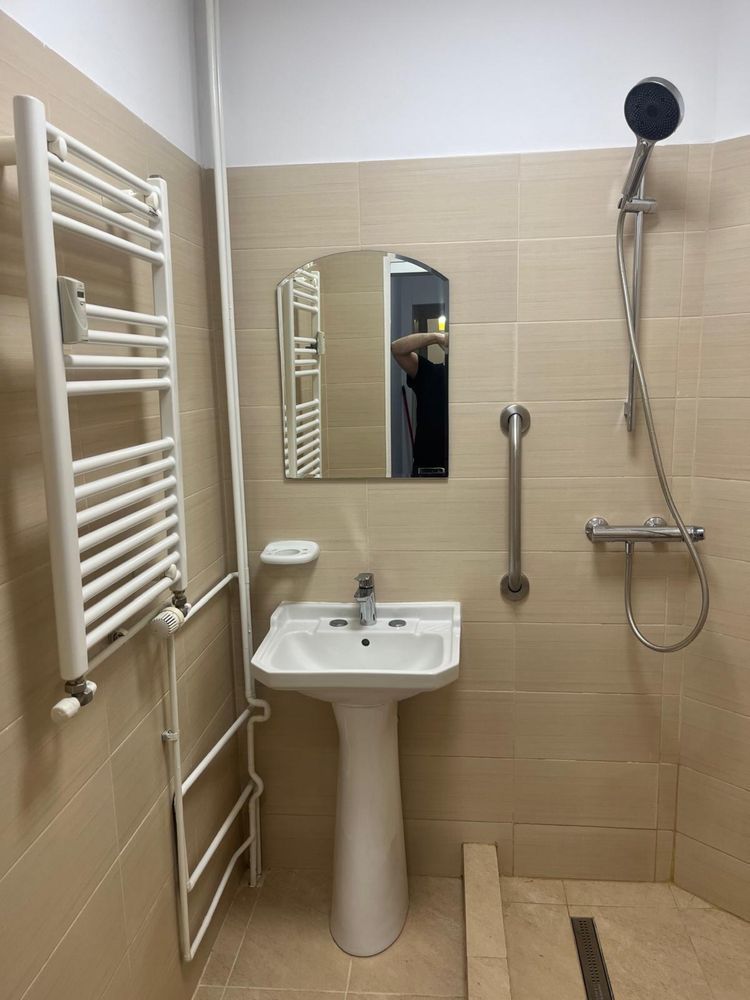 Apartament 4 camere de închiriat Apărătorii Patriei - Poză 8