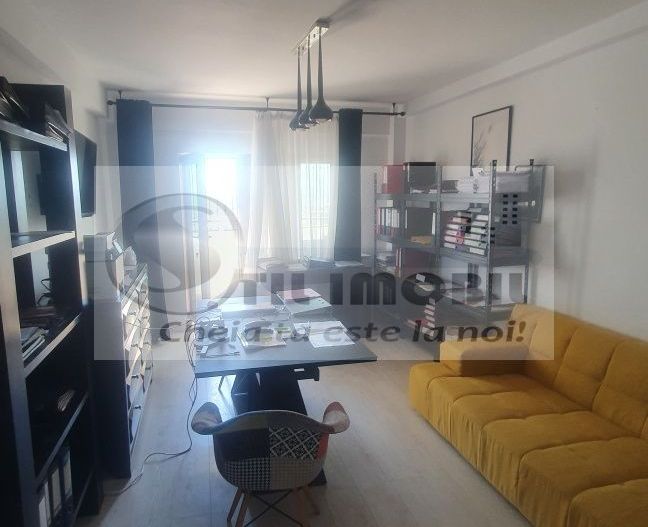 De inchiriat, apartament 4 camere Copou - Poză 3