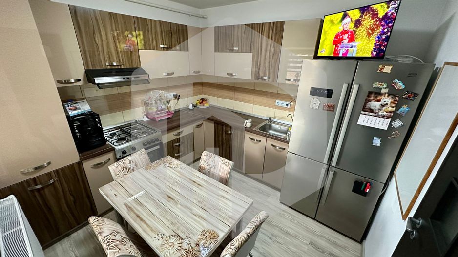 Apartament 2 Camere | Bucatarie separata | Living | Mobilat / Utilat - Poză 2