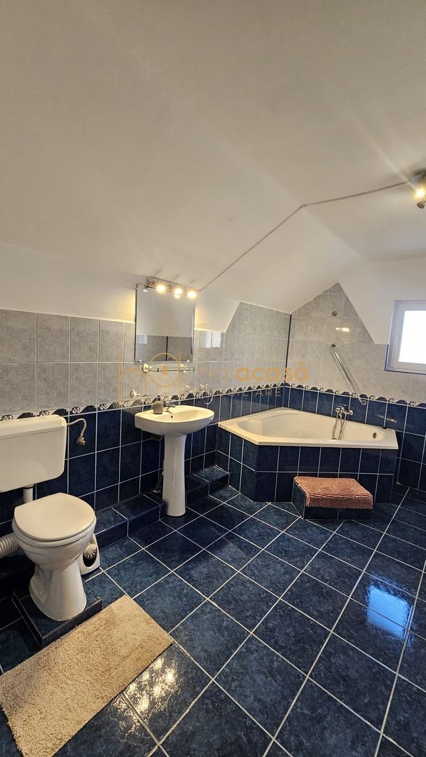 Casă / Vilă cu 8 camere de vânzare în Manastur, Cluj-Napoca - Poză 20