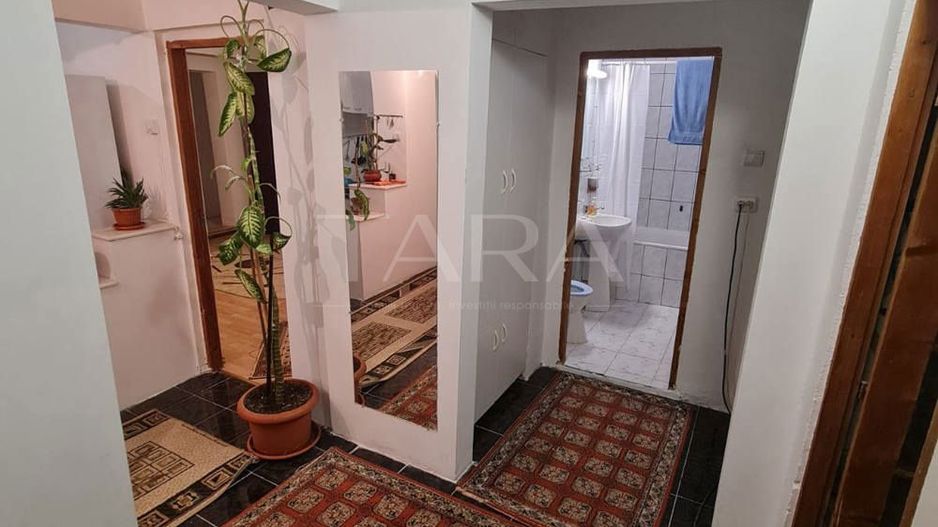 Apartament 3 camere decomandat – zona Calvaria. - Poză 3