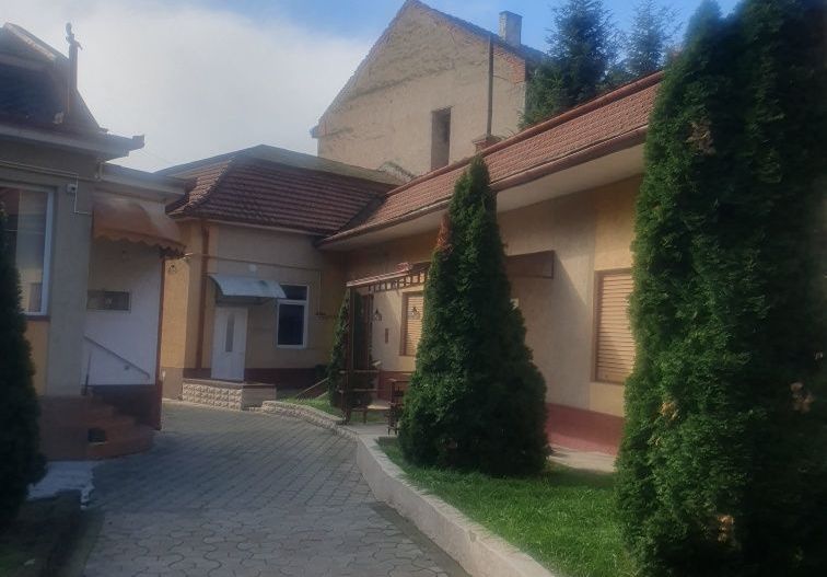 Vând 2 case cu aceasi intrare, Locația Satu Mare - Poză 6