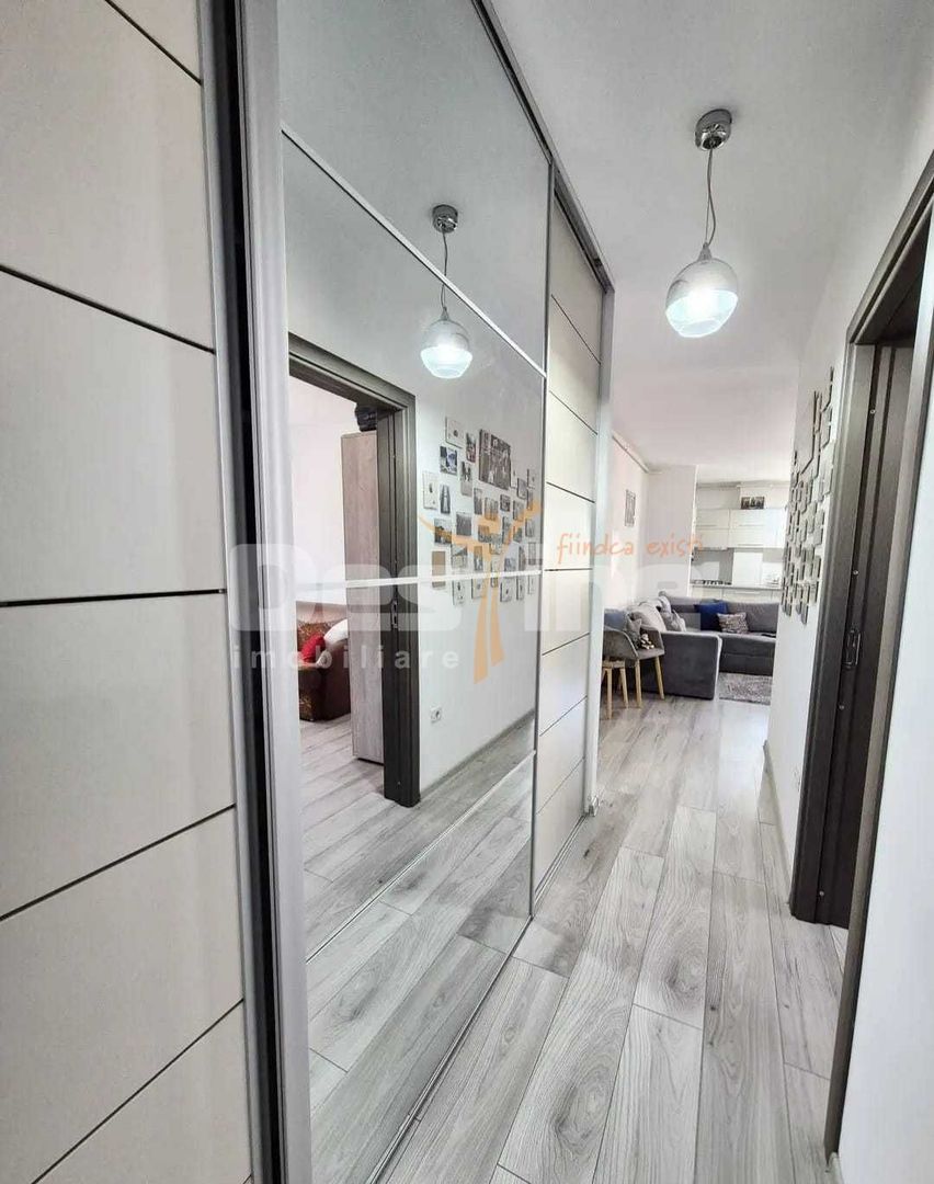 Apartament 3 Camere, Gata de Mutare, cu Parcare Privată - Poză 4
