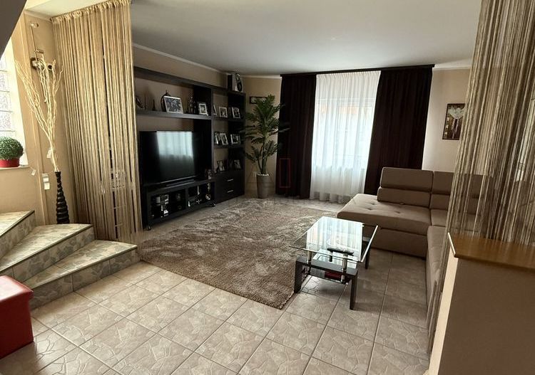 Vila Aviatiei | Constructie 2004 | 300 mp utili | Garaj - Poză 2