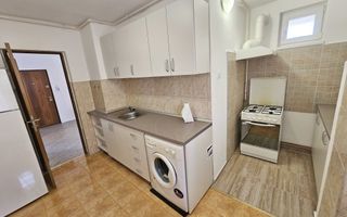 Apartament 3 camere, etaj 2, zona ultracentrala - Poză 4