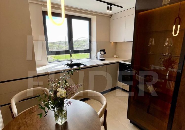 Vedere spectaculoasa I Renovare completa I Gheorgheni - Poză 9