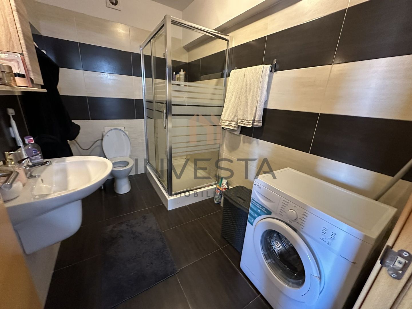 Apartament 2 camere cu view pe lac si cartierul militar! Zona Iulius! - Poză 8