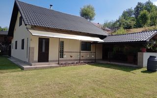 Casa si teren potential turistic Slatioara-Suceava - Poză 2