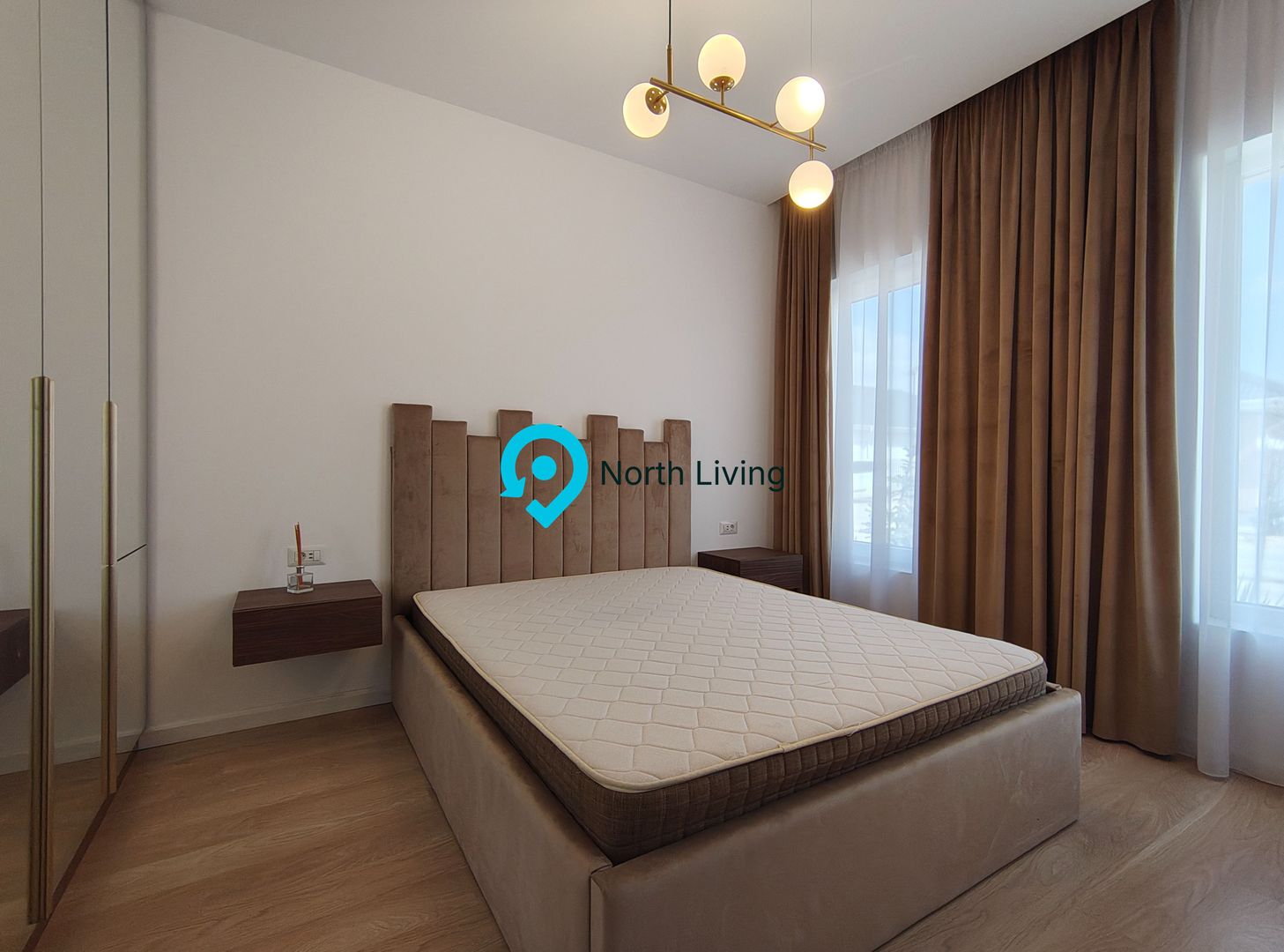 Vila 4 camere | Ansamblu Nou zona Tunari - Poză 12