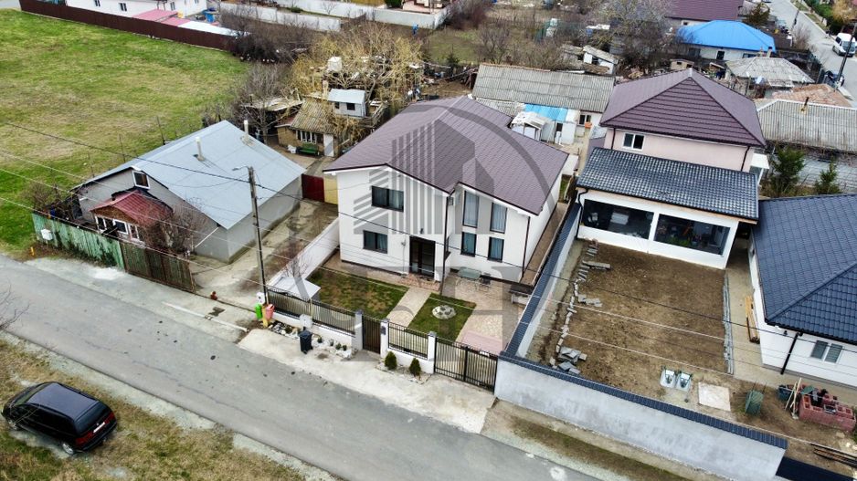 SOLD/ VANDUT- Casa / Vila de vanzare Valu lui Traian - Poză 26