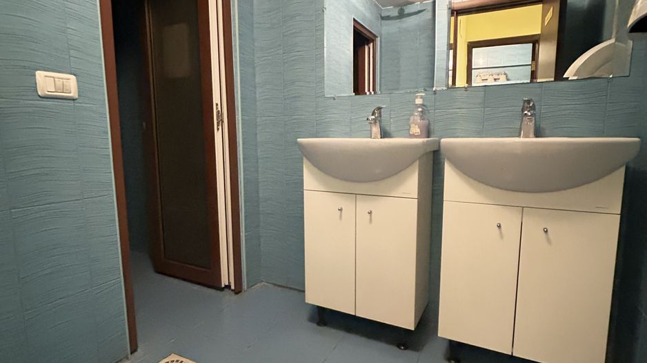 Hotel Austin D+P+3E de inchiriat - ideal birouri/clinica/scoala soferi - Poză 30