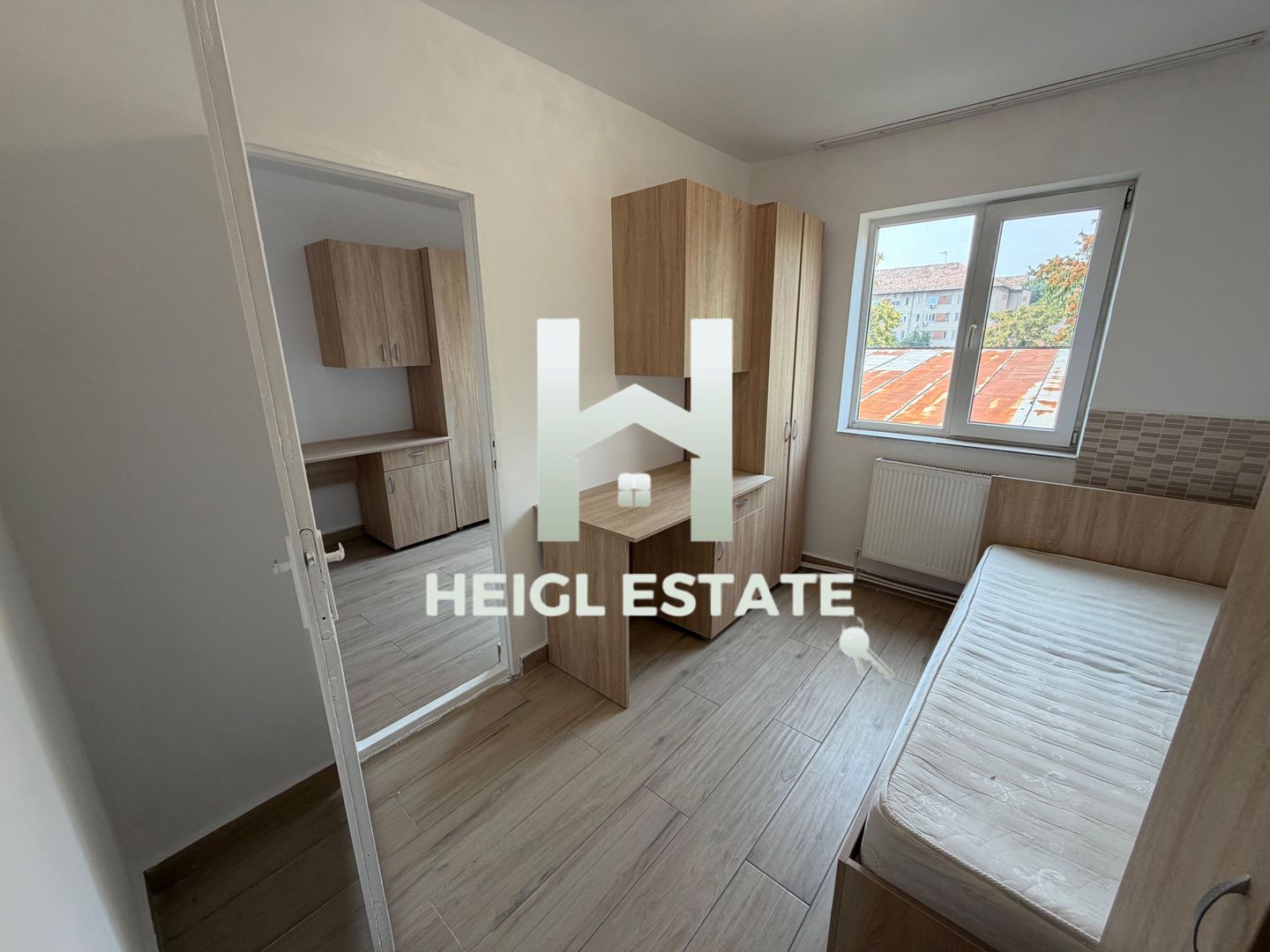 Apartament cu 2 camere in complexul studentesc - Poză 3