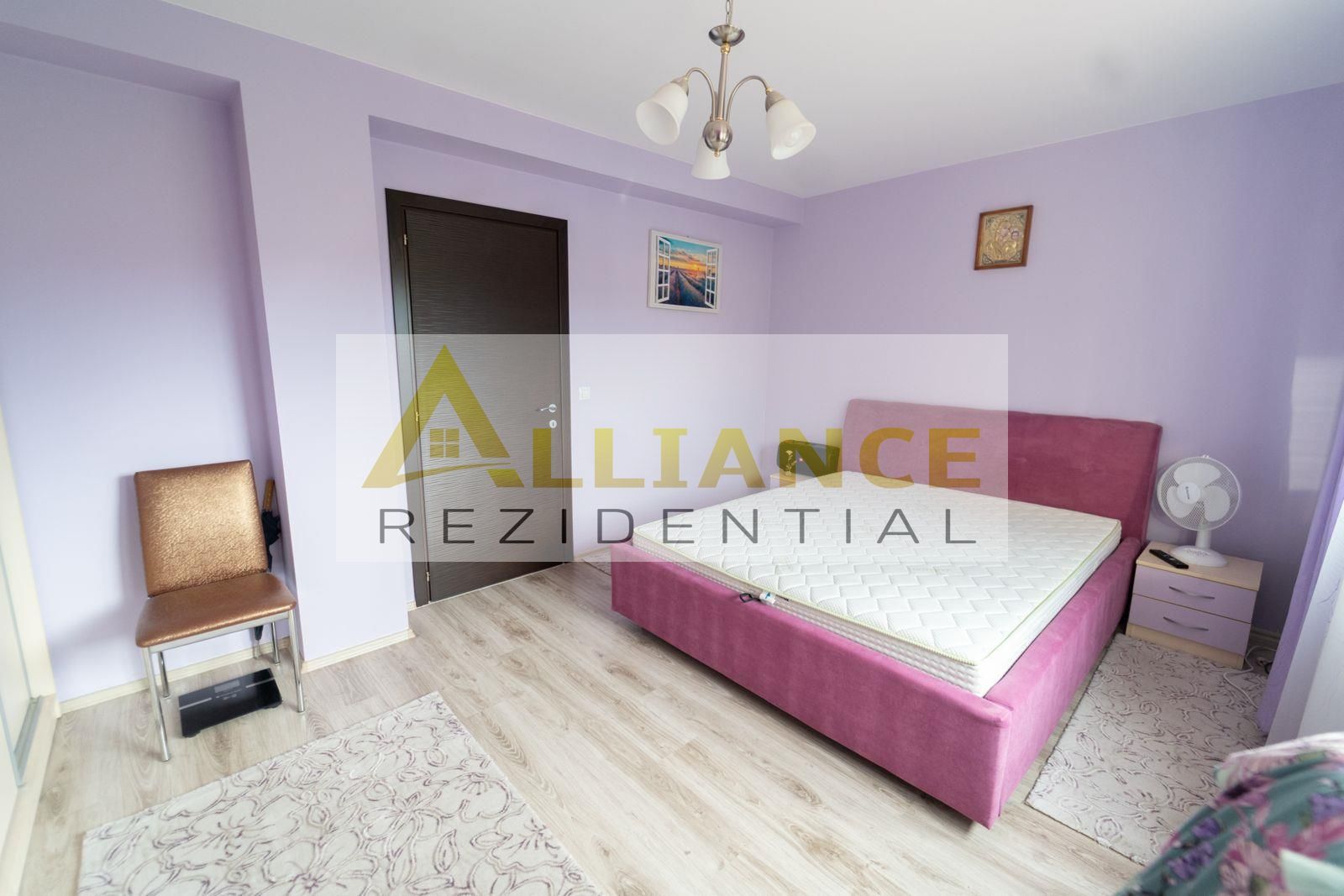 VILA INSIRUITA - TREND RESIRENCE - PISCINA - Poză 5