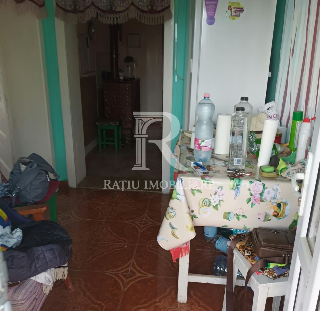 Casă din cărămidă | Teren 800 mp | Anexe tradiționale | Magura-Toplita - Poză 11