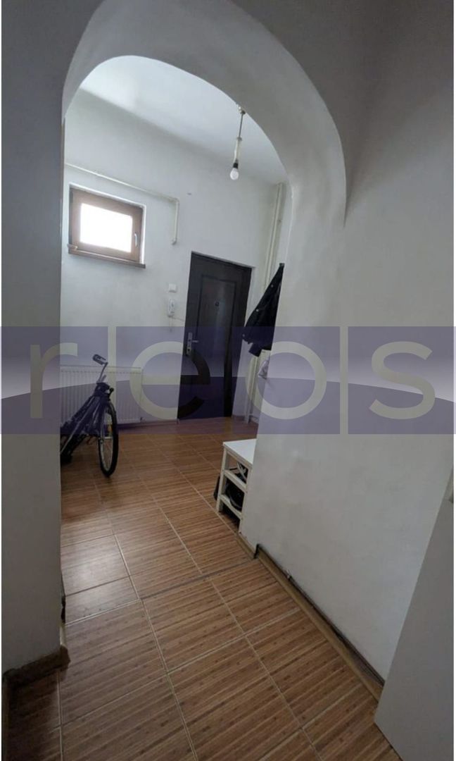 VANZARE  3 CAMERE  IN  VILA INTERBELICA  –PIATA VICTORIEI - Poză 9