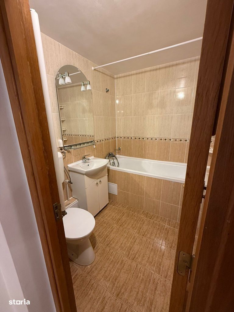 Închiriere Apartament 3 Camere – Spațios, Centrală Proprie, Parcare - Poză 6