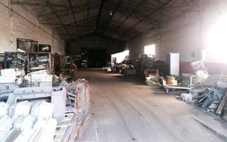 ZONA INDUSTRIALA (COD10) - Hala de inchiriat cu teren de 1700mp - Poză 2