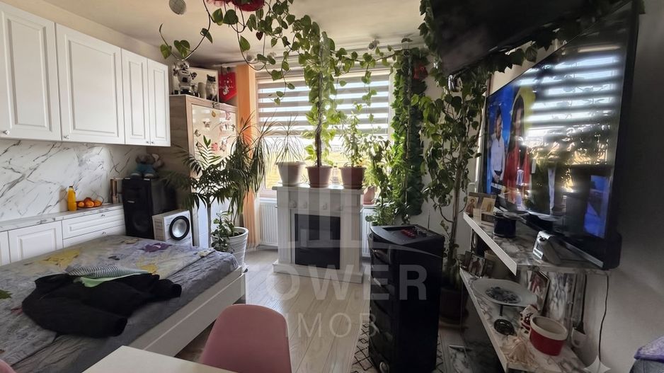 Apartament 3 camere, etaj 3, balcon și loc de parcare - Poză 5