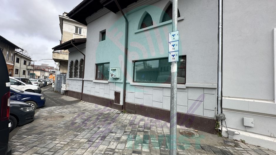 Casa boieresca in zona Dacia - Poză 2