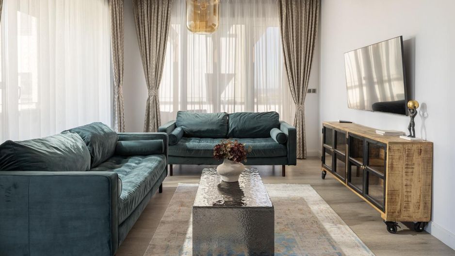 Penthouse 4 camere Kasper | Terasa 160mp cu View si Jacuzzi - Poză 2