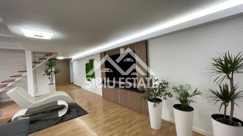 Apartament de vanzare, cu 4 camere,  82.4 mp. -Calea Cisnadiei (Ciresica) - Poză 3