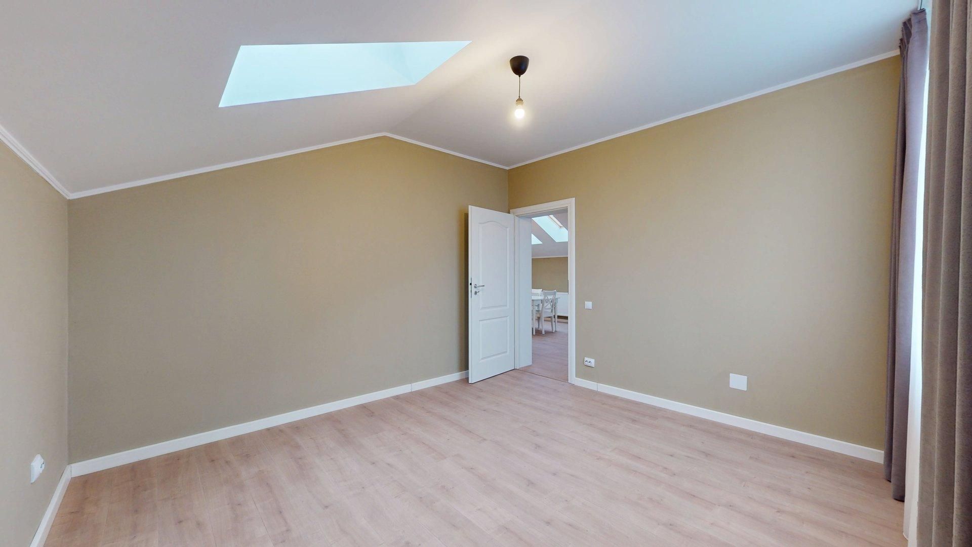 CHITILA - Bucurestii Noi | 3 Camere Curte + Parcare - Poză 12