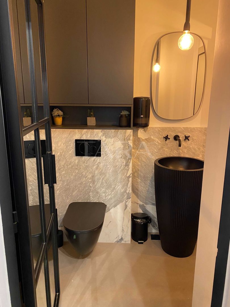 Apartament în zona Teatrului Național. - Poză 6