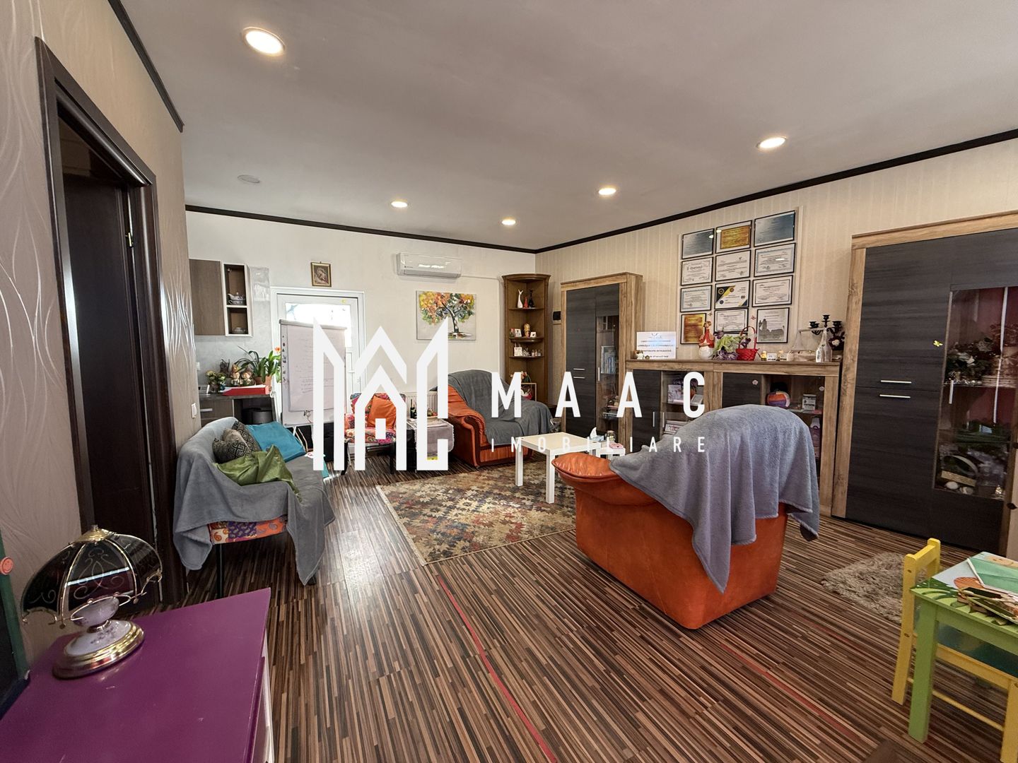 Casa pentru investitie | 8 camere | 215MP | P+M | Zona Garii - Poză 1