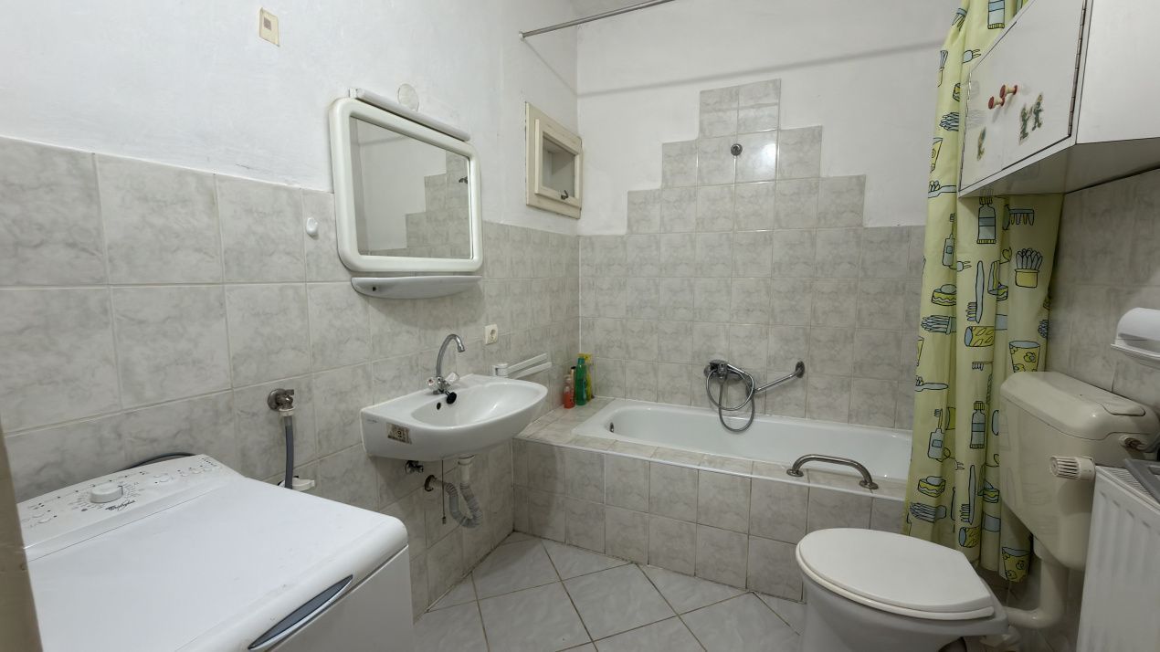 Casă 4 camere, Teren 1955 mp Str. Vezendiului Nr. 366 - Loc. Petrești, Satu Mare - Poză 9