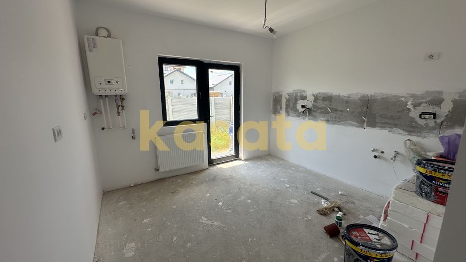 Casă Individuală 🏡 | Bragadiru | Parter + Mansardă | Curte 🌿 - Poză 9