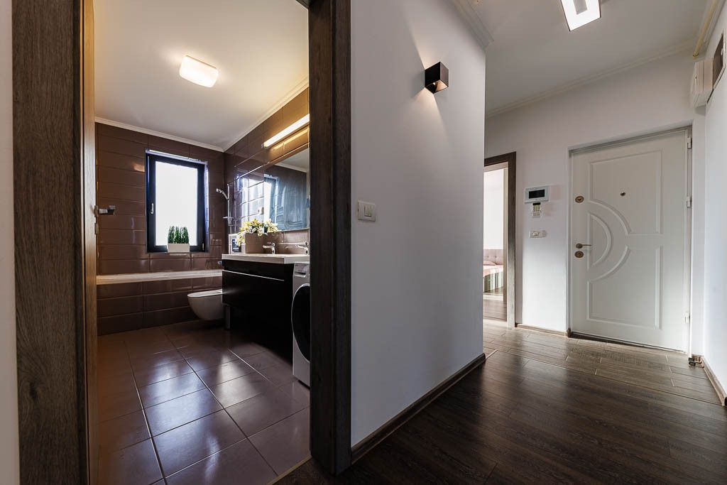 Apartament spatios, luminos,4 camere, zona Braytim, Comision 0 - Poză 23