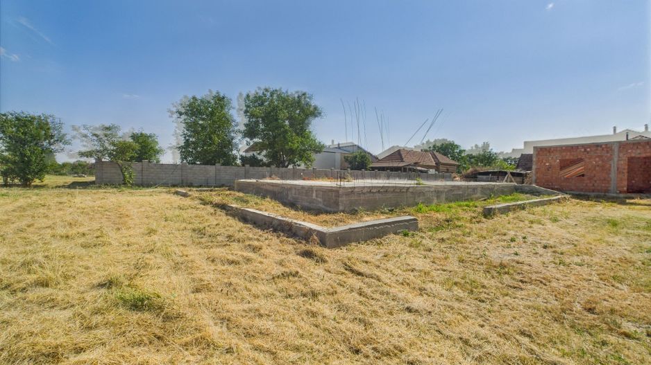 Teren 1000 mp Uliuc, cu fundație și proiect casă - Poză 7