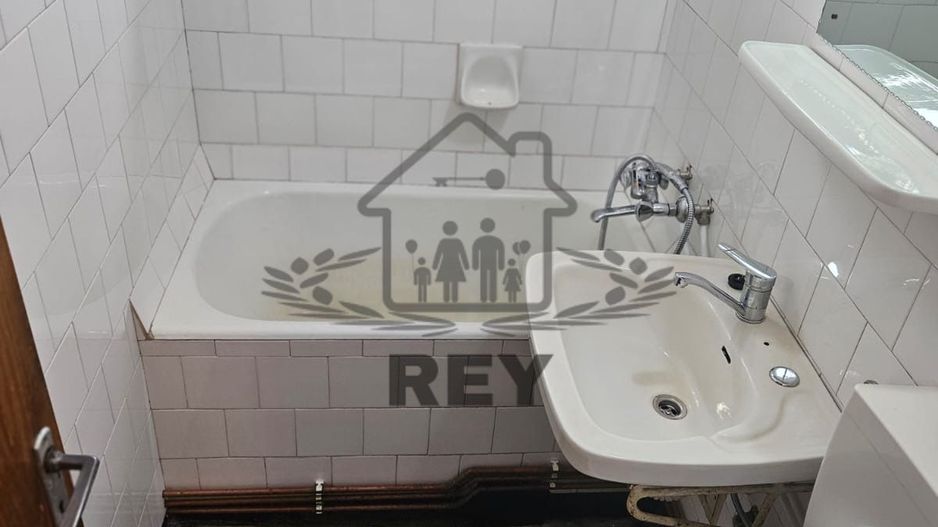 Ap 2 camere semidecomandat zona Bd. Mihai Viteazu/DE RENOVAT - Poză 8