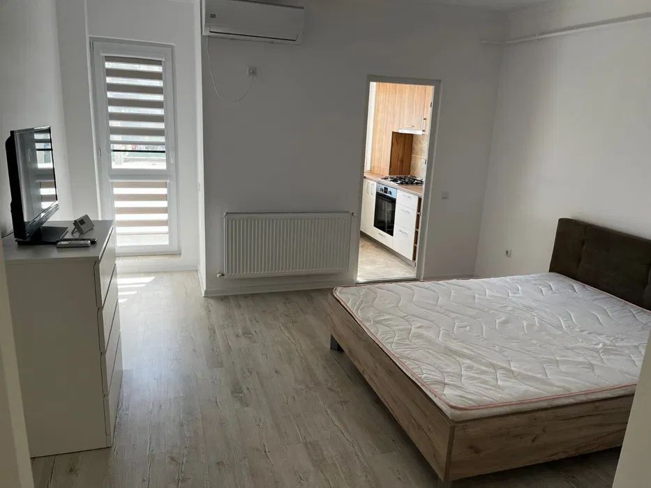 Garsoniera de inchiriat Militari Residence - Poză 8