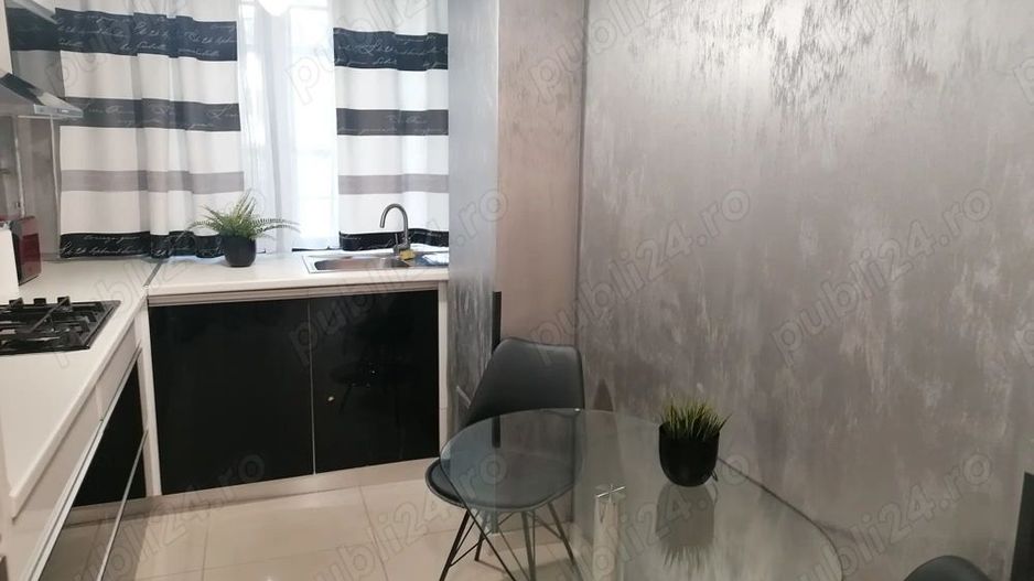 APARTAMENT ELEGANT ZONA SALA PALATULUI - Poză 3