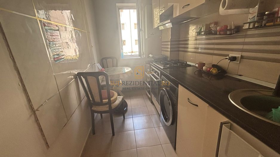 Garsonieră decomandată cu balcon, complet mobilată și utilată - Poză 6