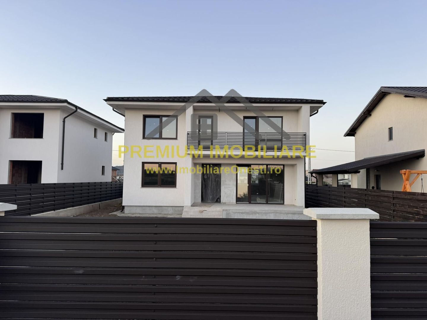 Casa de Vanzare - Cartier Andrasesti - Poză 1