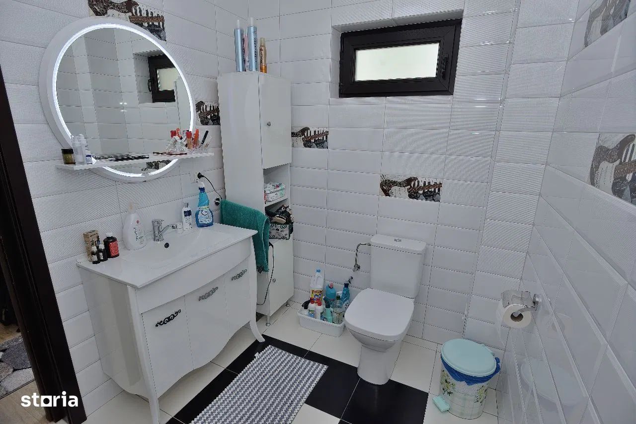 Casa individuala 7 camere Targu Neamt - Poză 11