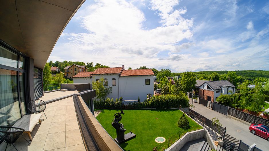 Proprietate spectaculoasă și unică de vânzare în Cluj-Napoca - Poză 9