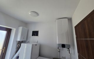 Casă cu livadă, grădină și anexe, | Les | Oradea - Poză 9