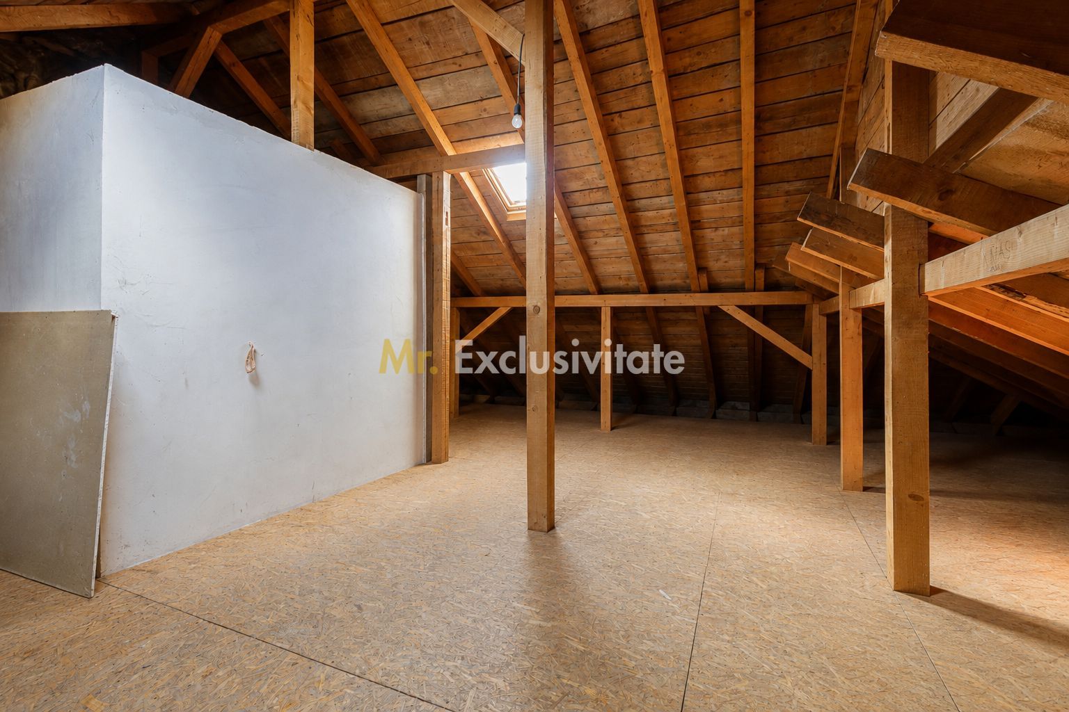 Vilă individuală cu 5 camere, piscină și curte generoasă | Mogoșoaia - Poză 28