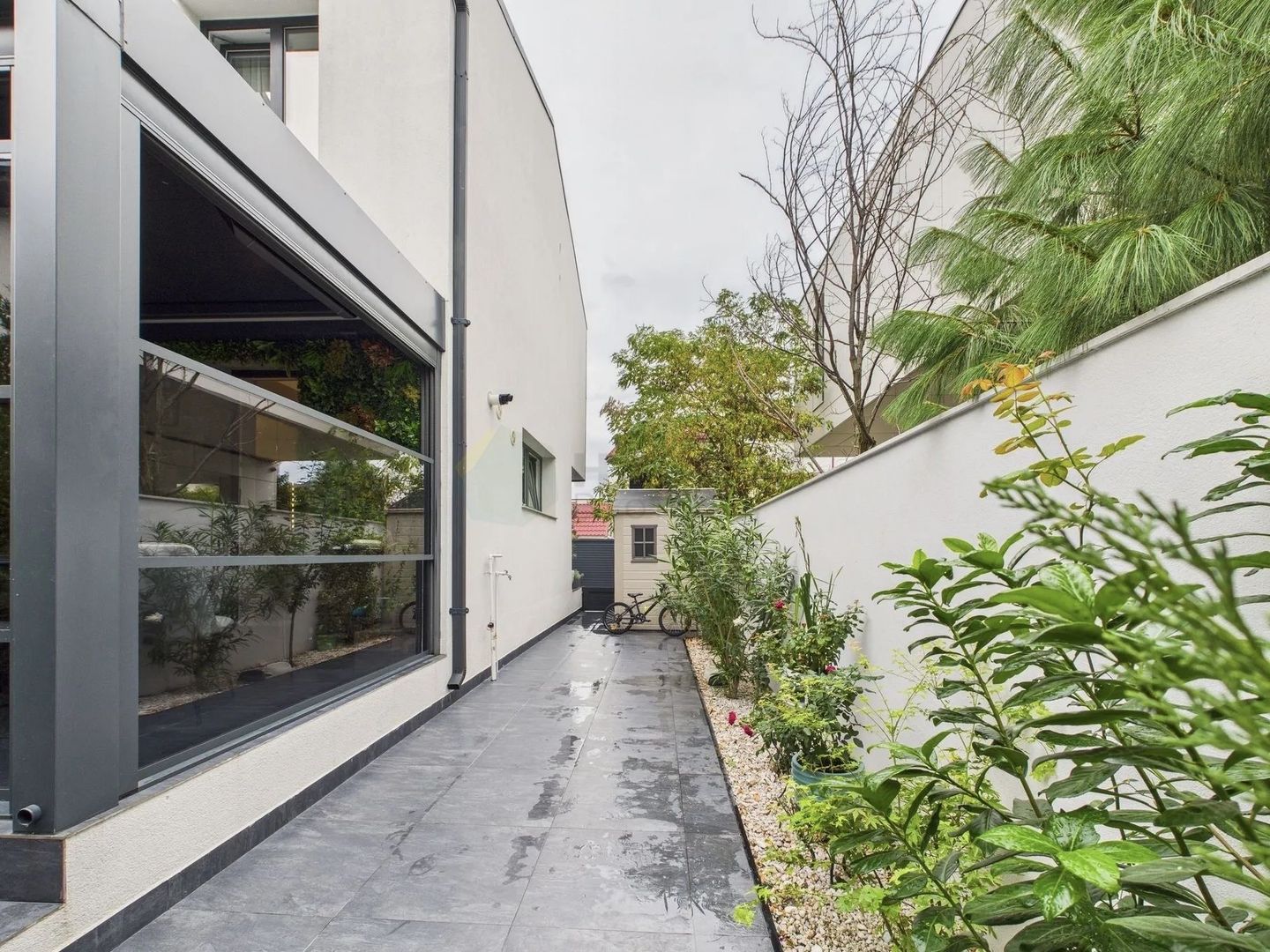 Locuinta complet amenajata | 5 camere| Otopeni - Poză 35