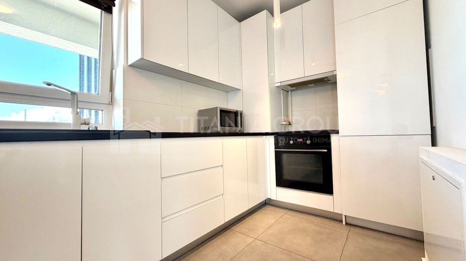 Apartament 2 camere mobilat și utilat, parcare și boxă - Kasper Coresi - Poză 4